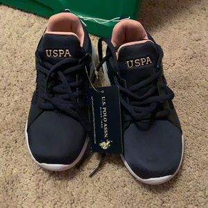 BRAND NEW girls shoes